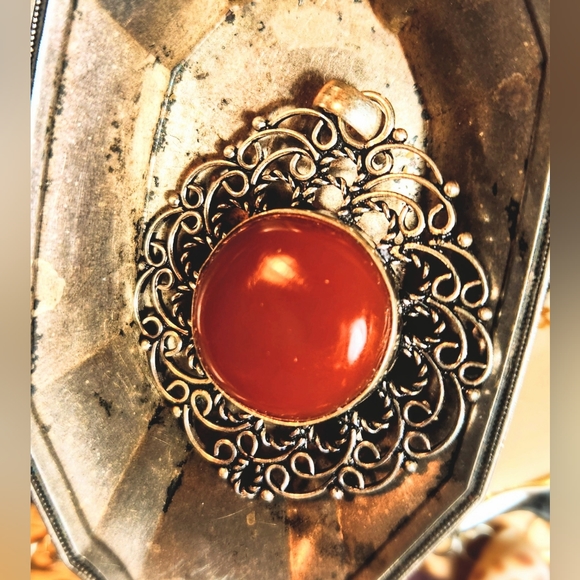 Lovely, Victorian-Style, Natural Carnelian Cab Pndnt. 925 Sterling Pltd - Picture 4 of 5
